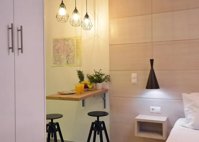 Petralona, A Sweet And Cozy Apartment